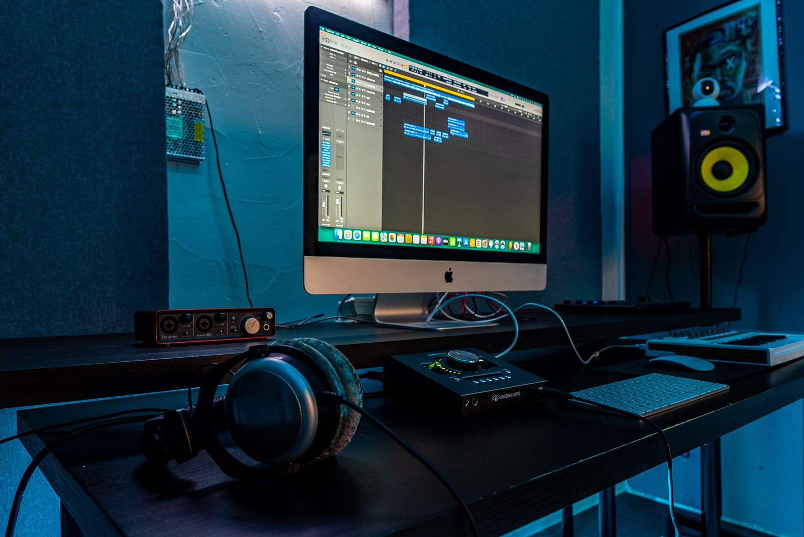 iMac (2020) + Scarlett 2i2 + Beyerdynamic DT 880 Pro